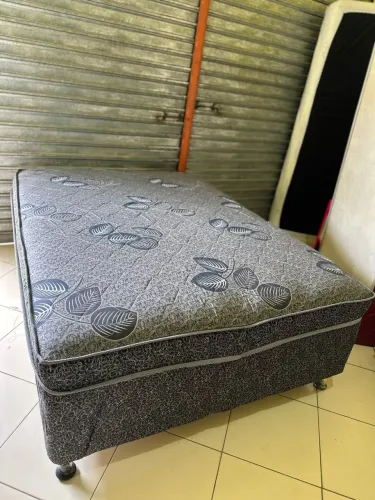 CAMA DE MOLAS COM ESPUMA 650 