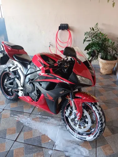 Honda CBR 600 RR: Neuer 600er-Sportler Kommt Mit Winglets