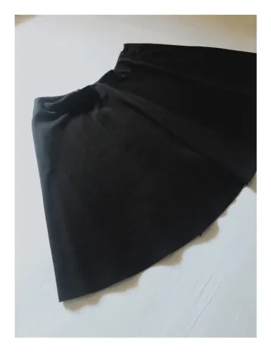 Saia Zara preta rodada