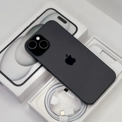 iPhone 15 - Novo, lacrado e com 1 ano de garantia Apple 