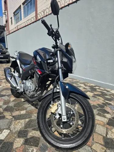 CBX TWISTER 2018 MUITO NOVA