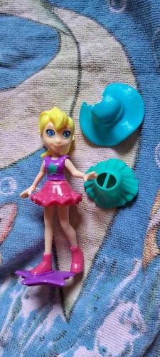 Boneca polly pocket 