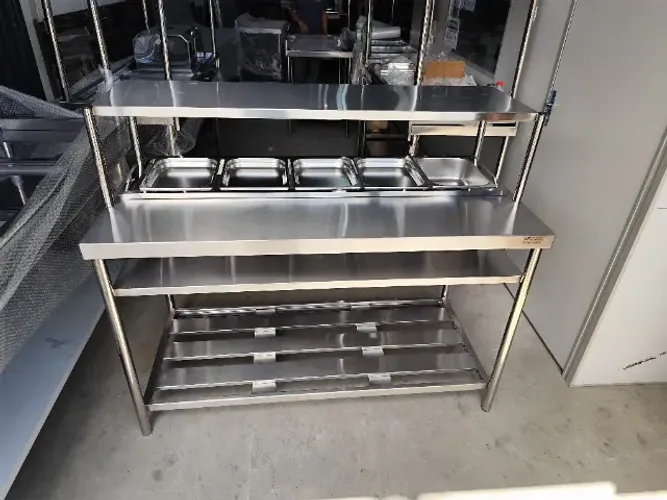 Carrinho Self-Service em Inox - Ideal para Buffets e Restaurantes