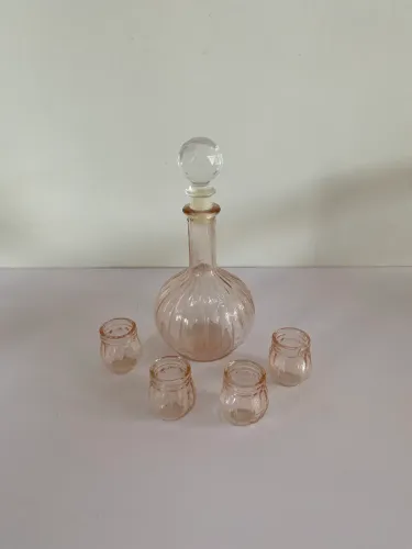 Licoreira de vidro. Antiguidade.