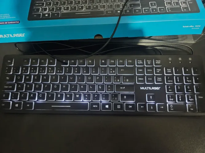 TECLADO RETROILUMINADO