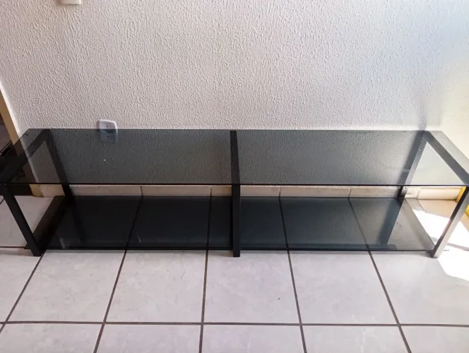 Prateleira de vidro,super elegante  quando eu comprei paguei 800