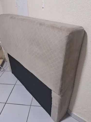 Cabeceira de cama 1,58cm X 1,30cm altura