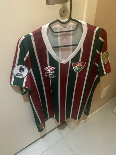 Camisa Fluminense feminina tricolor com patch libertadores e recopa torcedor TAM 2GG