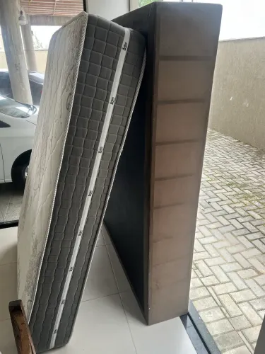 VENDO CAMA BOX COMPLETA - COLCHÃO + BOX