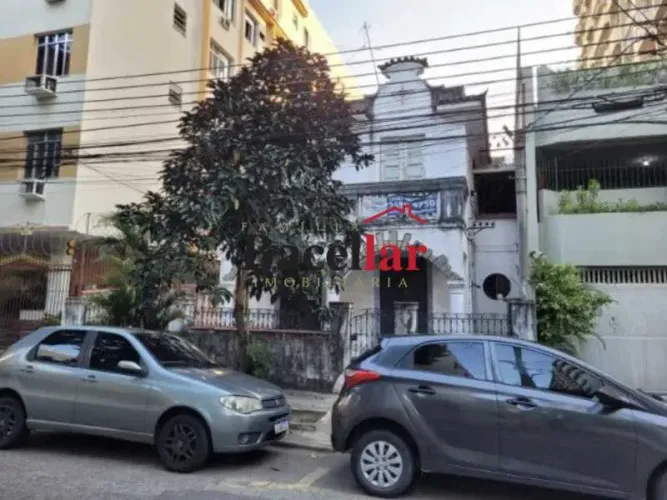 Casa de rua : Duplex / Residencial / Andaraí