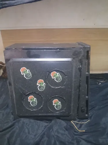 Vendo gabinete gamer usado