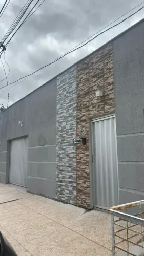 Casa em Nova Parnamirim - 3/4 Suíte - Escritório - Energia Solar - 210m²
