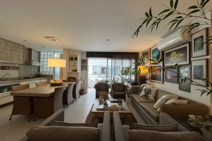 Apartamento Amplo 144m² 3 dormitórios, em Jurerê
