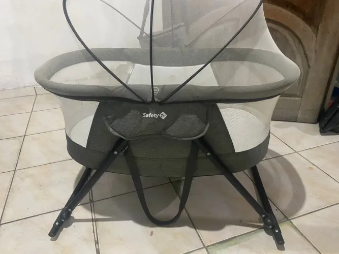 Berço portátil
