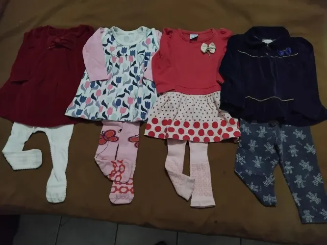 Lote de roupinhas de frio para bebê menina tamanhos 9 meses