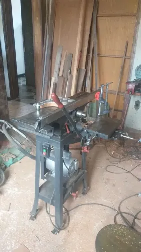 Plaina com furadeira horizontal Acerbi