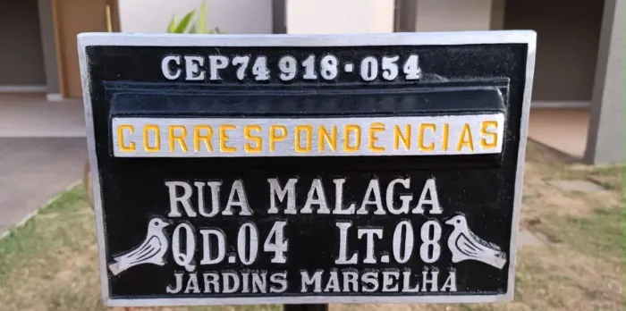 Caixa de correio grande
