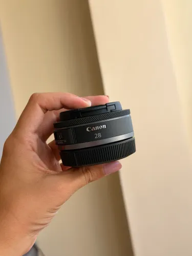 Vendo Lente Canon 28mm RF P/ Câmeras Mirroless