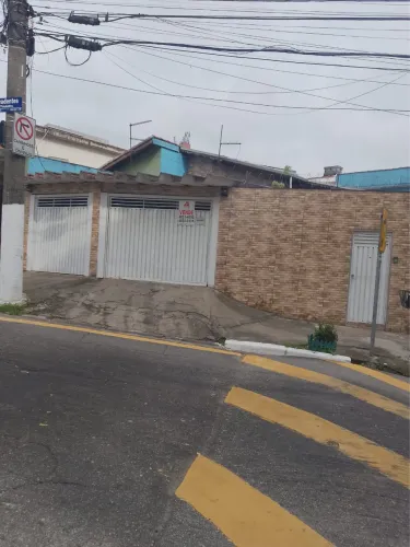 Vende-se casa em centro de Diadema