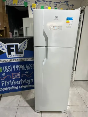 GELADEIRA ELETROLUX DFN39 370 LITROS FROST FREE 