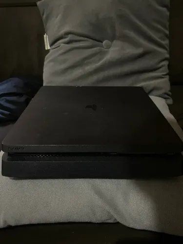 Ps4 slim + controles + 90 jogos mídia digital