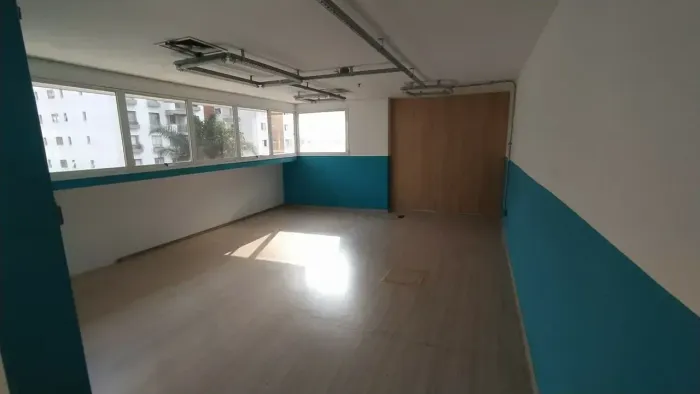 ESTUDO PROPOSTA. sala 50m², rua pamplona, 01 vaga, 01 lavabo, copa, conjunto muito bem aca