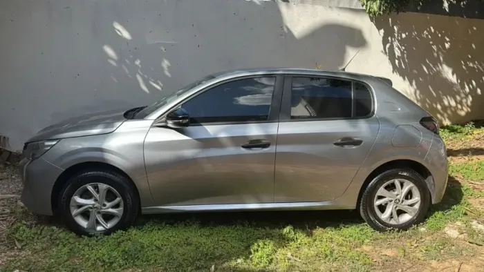 Peugeot 208 Like 1.0 Flex 6V 5P Mec. 2023
