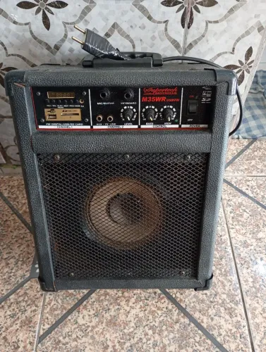 Caixa amplificada
