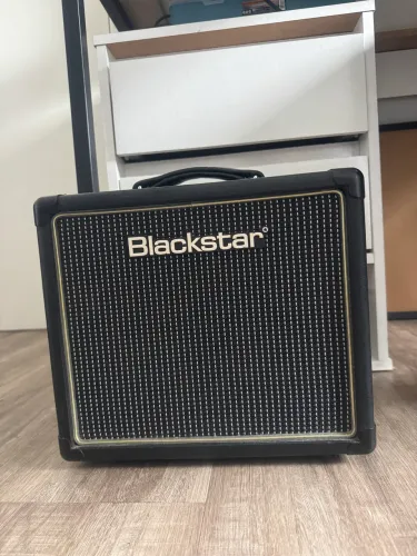 Amplificador Blackstar HT1-R