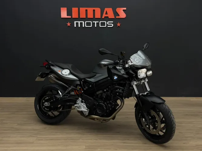 BMW R 800 Cinza 2012 - Apenas 4.800 KM.