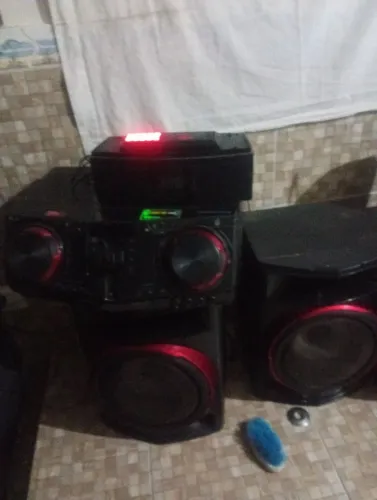 Um som LG 1800w