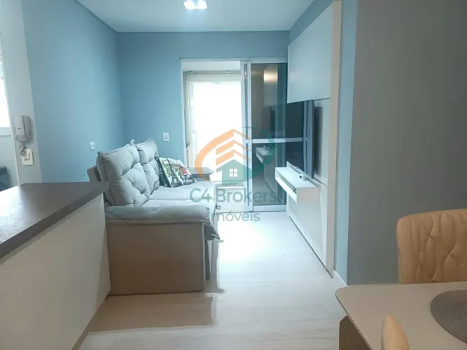 Apartamento em Jardim Flor da Montanha - Guarulhos, SP