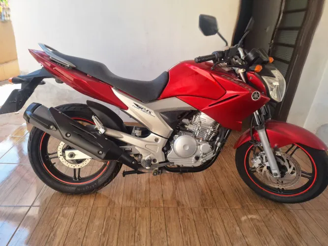 Fazer 250 2012