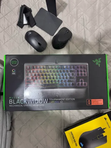 Teclado RAZER BLACKWIDOW TOURNAMENT EDITION CHROMA V2 Usado