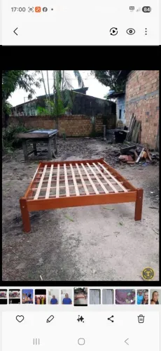 Cama de madeira