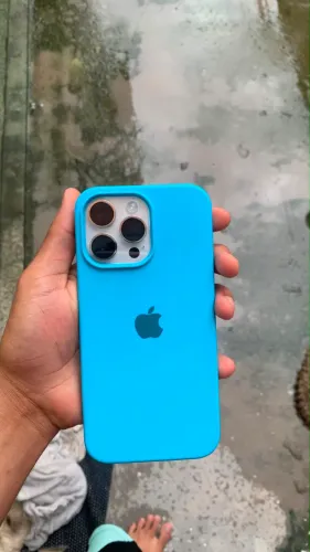Vendo iPhone 14 Pro Max em condições boa mais informações chama Pv tenho nota pegar chip
