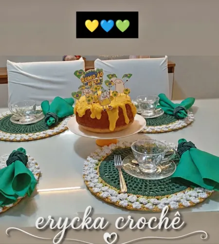 Jogo de suplast mesa posta de crochê