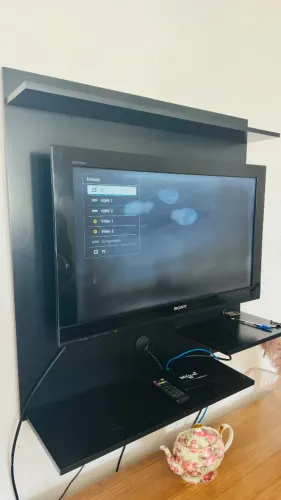 TV 32 polegadas Sony bravia com painel