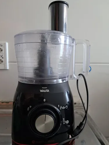 Processador liquidificador e esprendor de laranja 3 em 1, de 620  por 400