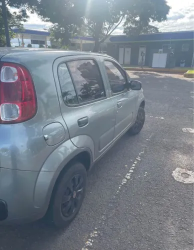 Fiat Uno Vivace/rua 1.0 EVO Fire Flex 8V 5P 2013