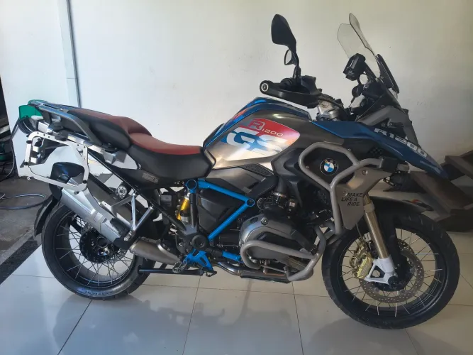 GS 1200 Rally. LINDAAA
