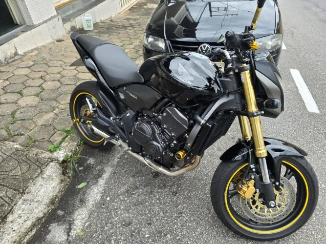 CB 600F  HORNET 