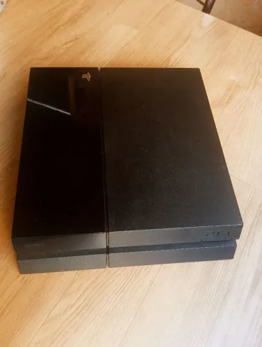 Sucata PS4 Fat com HD 500GB - SEM FONTE (Para Peças ou Conserto)