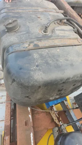 Tanque de combustível de plástico para caminhão Ford Cargo