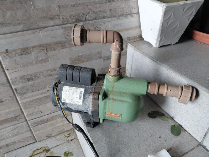 Bomba de água 220v
