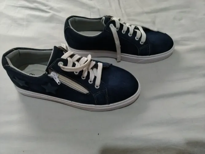 Tênis Elizabeta Importado em Jeans com Cadarço e Ziper N.40