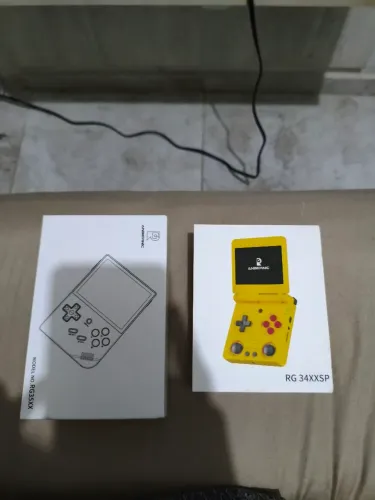 Vendo anbernic RG35XX(2023) e anbernic RG34XXSP NOVOS