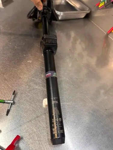 Canote retrátil reverb axs