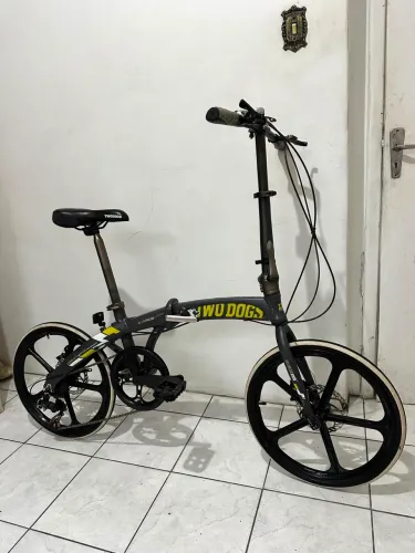 Bicicleta aro 20 dobrável freios a disco alumínio