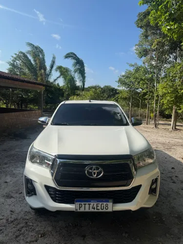 Toyota Hilux CD SRV 4X4 2.8 TDI Diesel Aut. 2020